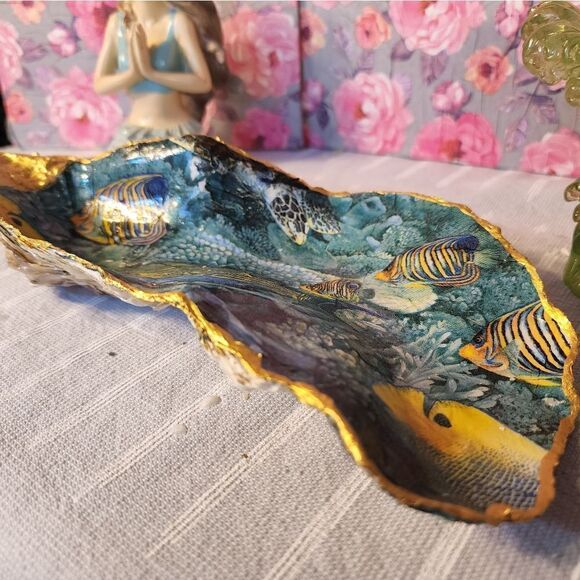 DECOUPAGE OYSTER SHELL DECOUPAGE OYSTER OCEAN SCENE TRINKET DISH - Picture 6 of 12